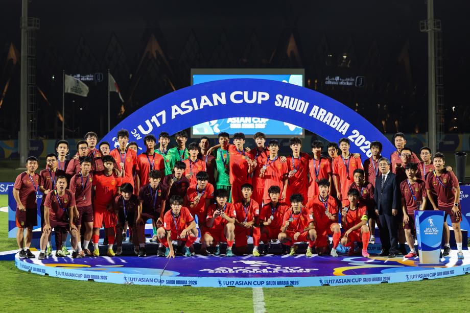 kaiyun-U17国足连追两球2-3憾负 获得U17亚洲杯亚军
